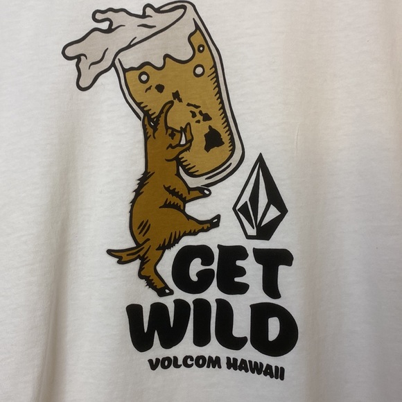 Small, white Volcom Hawaii GET WILD shirt. - Picture 3 of 5